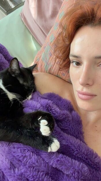 Full leaked Bella thorne private onlyfans photo