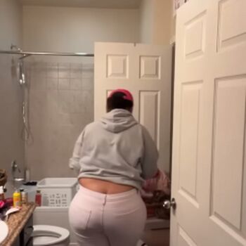 Full leaked Buttcracks private onlyfans photo