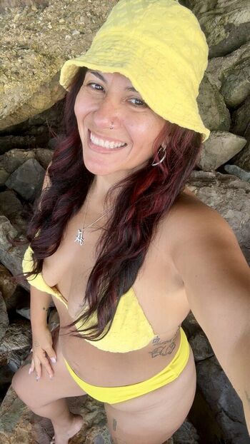 Jenny Simone