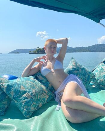 mai_buzzcut