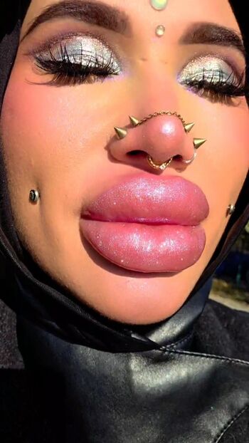 Full leaked Mia mannaz private onlyfans photo