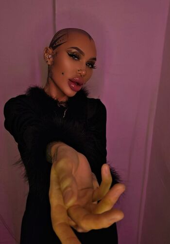 Full leaked Mia mannaz private onlyfans photo