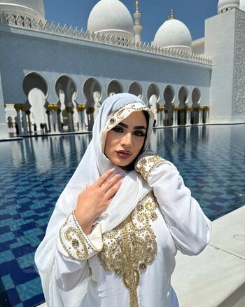 Nadia Khar