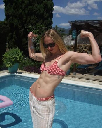 Full leaked Sophie turner private onlyfans photo
