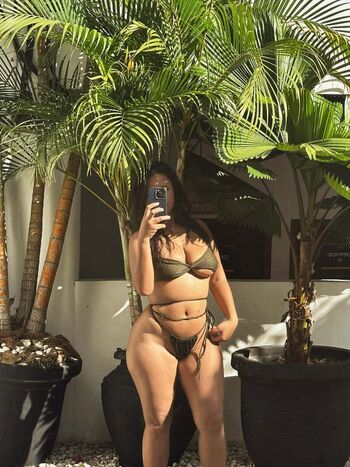 Full leaked Thick asian women private onlyfans photo
