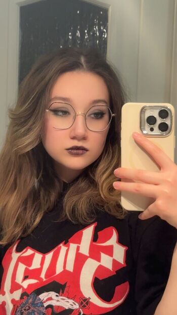 Full leaked Vru private onlyfans photo