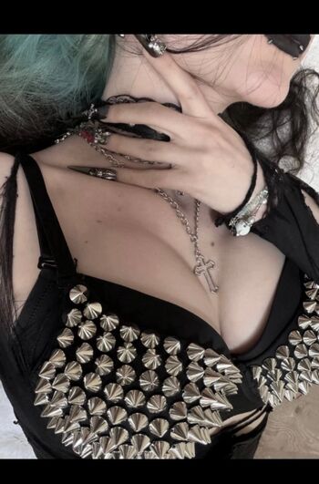 Full leaked Vilkablinn private onlyfans photo
