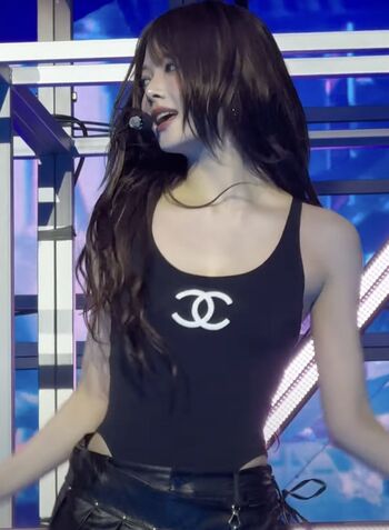 Full leaked Womenk pop page private onlyfans photo