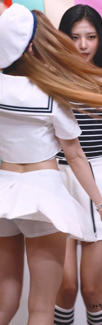 Full leaked Womenk pop private onlyfans photo