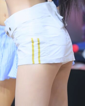 Full leaked Womenk pop private onlyfans photo